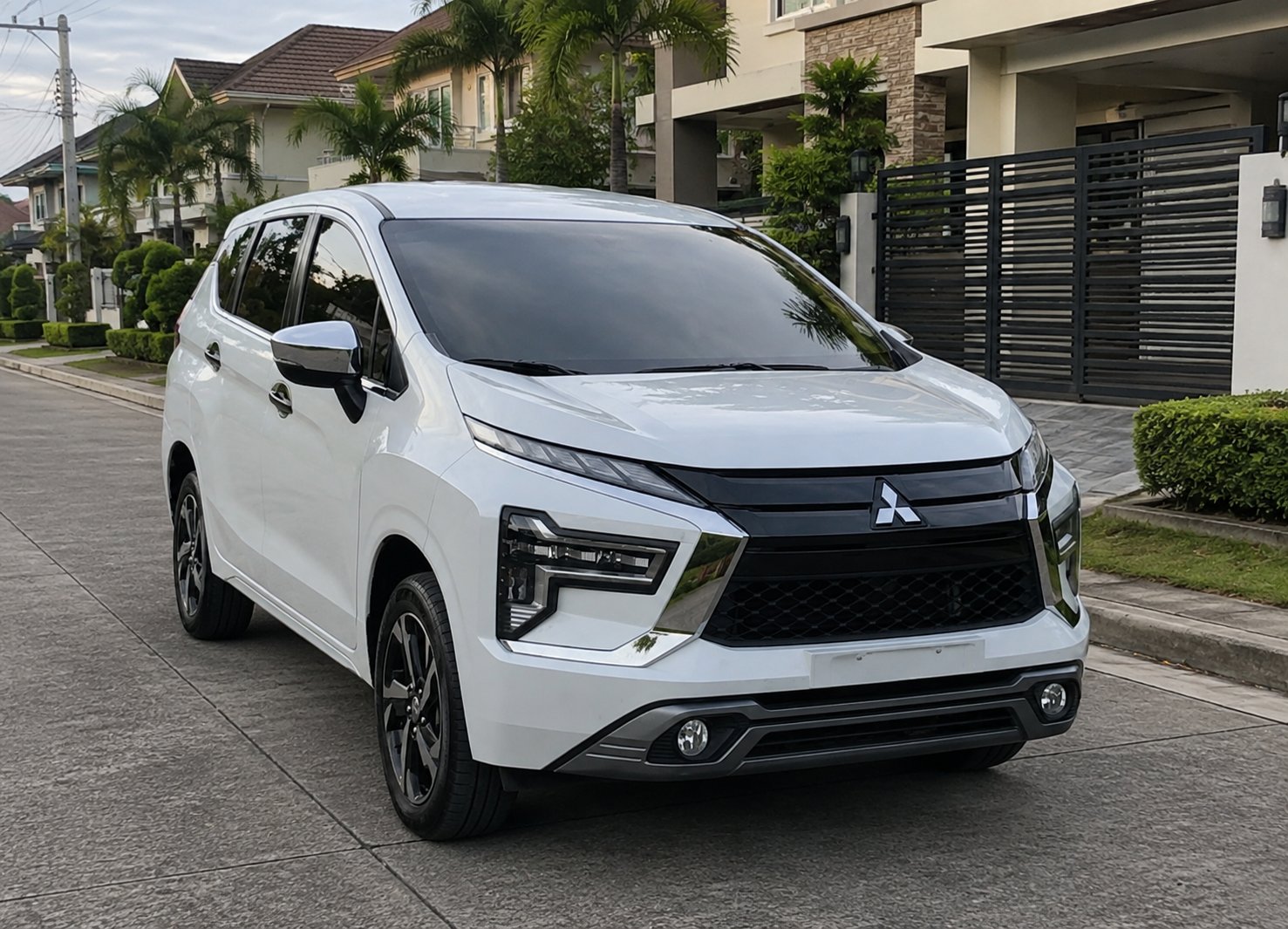 Mitsubishi Expander or Similar